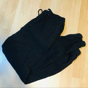 Men’s dark gray joggers